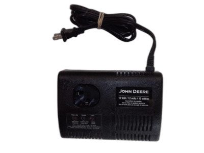 John Deere TY26089: 12 Volt Battery Charger