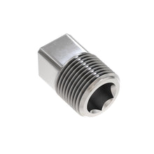 John Deere 15H604:  Plug Pipe Fitting
