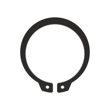 John Deere 40M7047: External Snap Ring