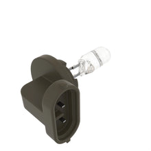 John Deere 57M10910: Bulb, 12 Volts, 27 Watts