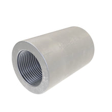 John Deere A65918: Internal Thread Tee Fitting