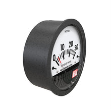 John Deere AA38407: Pressure Gauge