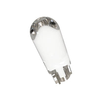 John Deere AH108380: Bulb, 14 Volts