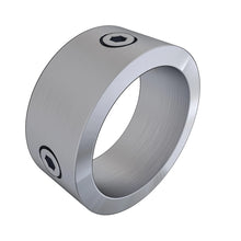 John Deere AH169496: Locking Collar