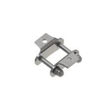 John Deere AH221002: Feeder House Conveyor Chain Link