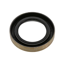 John Deere AL28922: Oil Pump Driveshaft Seal
