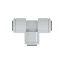 John Deere AN204762: Tee Fitting
