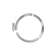 John Deere AN304848: V-Clamp