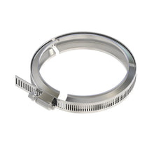 John Deere AN304848: V-Clamp