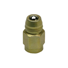 John Deere AR93819: Hydraulic Quick Coupler Plug