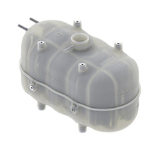 John Deere AT326151: Surge Tank, 8 Liter