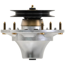 John Deere AUC13154: Spindle with Sheave, 25 mm