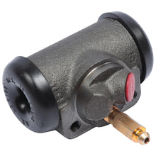 John Deere AXE15474: Wheel Hydraulic Cylinder Cap