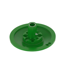 John Deere AXE38442: Cleaning Fan Drive Sheave Assembly
