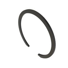 John Deere B16306: Internal Snap Ring