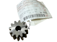 John Deere B245R: Gear