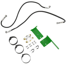 John Deere BXE10670: Enhanced Combine Single-Point Latching Attachment