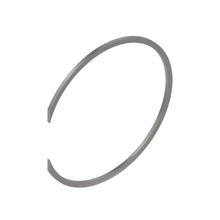 John Deere CE17940: Internal Snap Ring