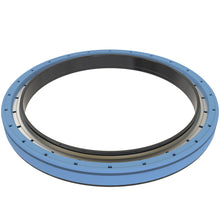 John Deere DZ111672: Crankshaft Rear Seal