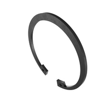 John Deere E4298E: External Snap Ring