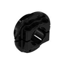 John Deere H101878-U: Hub
