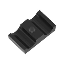 John Deere H120847:  2-Diameter Block Clamp