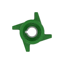 John Deere H136186: Loading Auger Driver