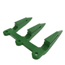 John Deere H153855: Knife Guard, Right Side