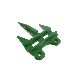 John Deere H229540: High Wear Coarse Dual Knife Guard