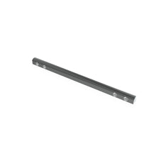 John Deere HXE45470: Center Feed Belt Bar