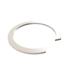 John Deere J13683: Internal Snap Ring