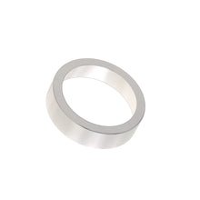 John Deere JD7424:  Taper Roller Bearing Cup
