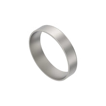 John Deere JD7446: Tapered Roller Bearing Cup