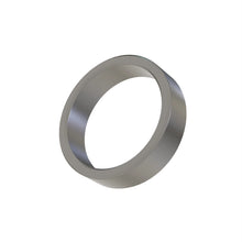 John Deere JD8212: Tapered Roller Bearing Cup