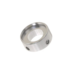 John Deere JD9218:  Locking Collar