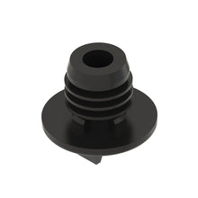 John Deere L102157: Plug