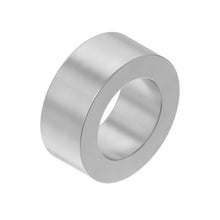 John Deere L111038: Plain Spacer