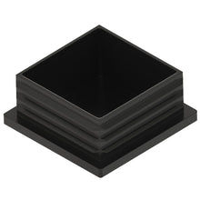 John Deere L158033: Square Plug