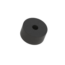 John Deere L175735: Lower Isolator