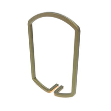 John Deere L209616: Quick-Release Coupling Clip