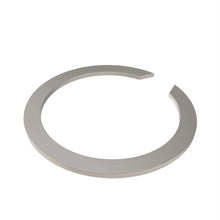John Deere L36509: External Snap Ring