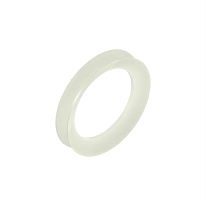 John Deere L39305: External Oil Plastic Seal