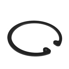 John Deere L77762: Internal Snap Ring