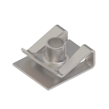 John Deere L79466: Push Nut, M5