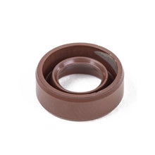 John Deere M151774:  Oil Seal