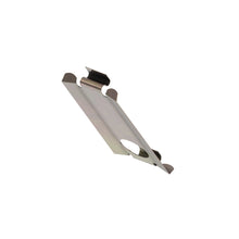 John Deere M71667: Spring Gage Arm Clip