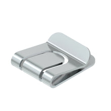 John Deere M86995: Hub Cap Clip