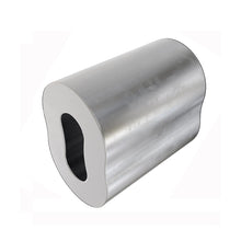 John Deere N240854: Sleeve