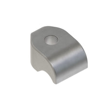John Deere R26748: 1-Diameter Block Clamp
