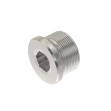 John Deere R33138: Plug Fitting